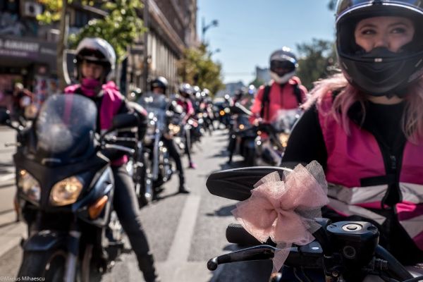 Parada moto campanie cancer Pink Ride - Bucuresti & Sibiu