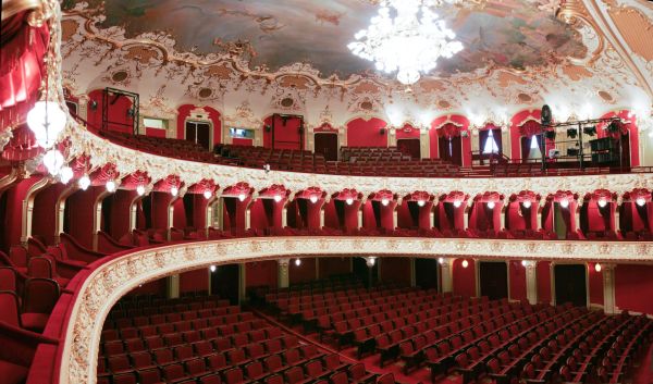 Caracatița – Teatrul Masca