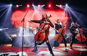 Apocalyptica plays Metallica